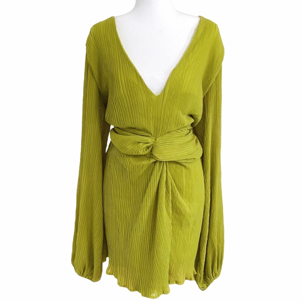NWT NASTY GAL NEON LIME GREEN PLEATED FRONT TWIST LETTUCE HEM PUFFY SLEEVE DRESS